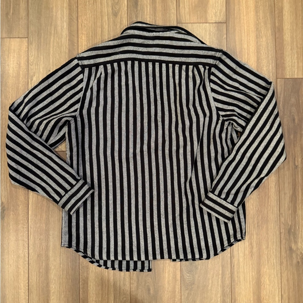 Supreme Medium Button Down Excellent Condition - image 5